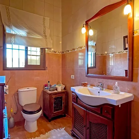 Exquisite Rural House With Garden, Pool And Views. * Arico Viejo